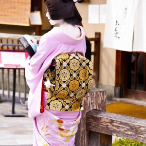 着物姿の画像